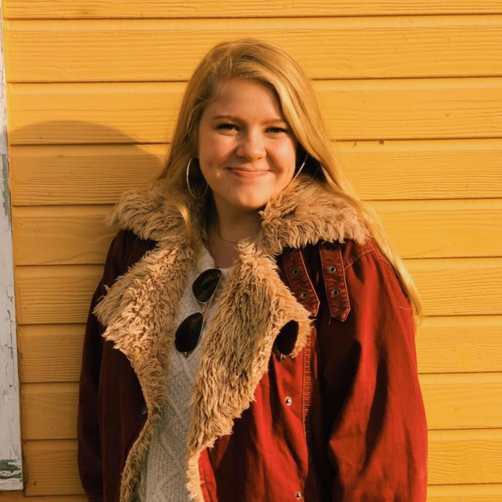 Meet your Posher, Caroline